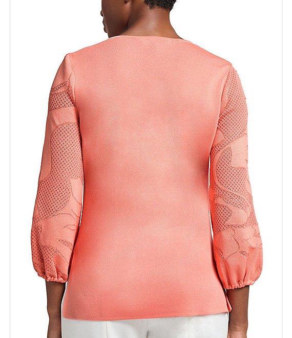 Ming Wang Tonal Texture Knit V-Neck Bracelet Sleeve Top Product Image