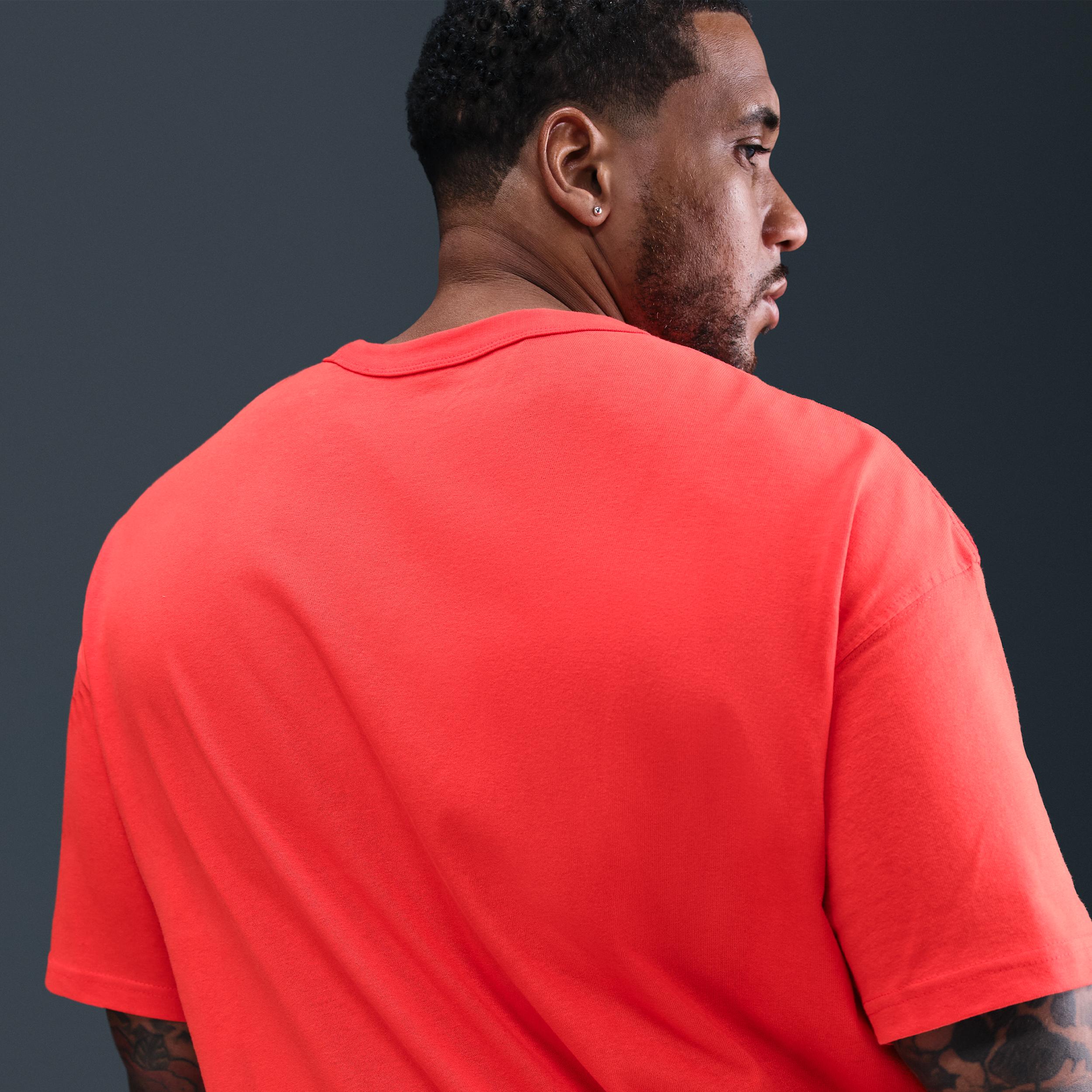 Mens Nike Sportswear Premium Essentials T-Shirt | DO7392-697 Product Image