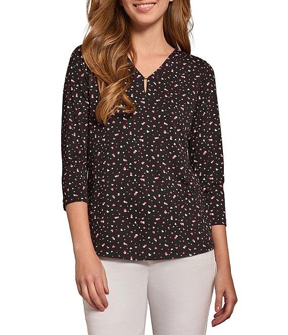 Jones New York Heart Print Moss Crepe Metal Trim V-Neck 3/4 Sleeve Top Product Image