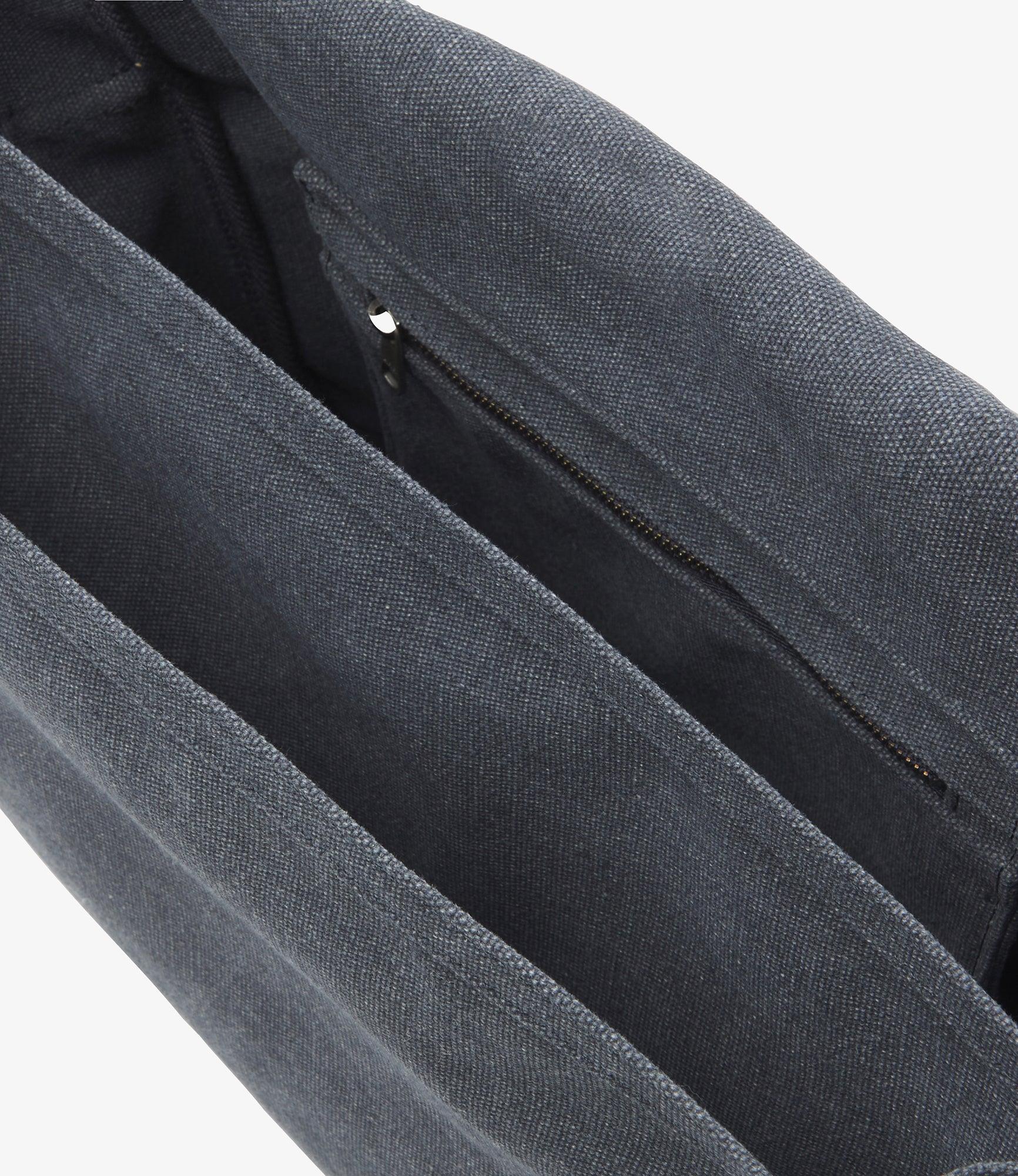 Recuperation satchel Male Product Image