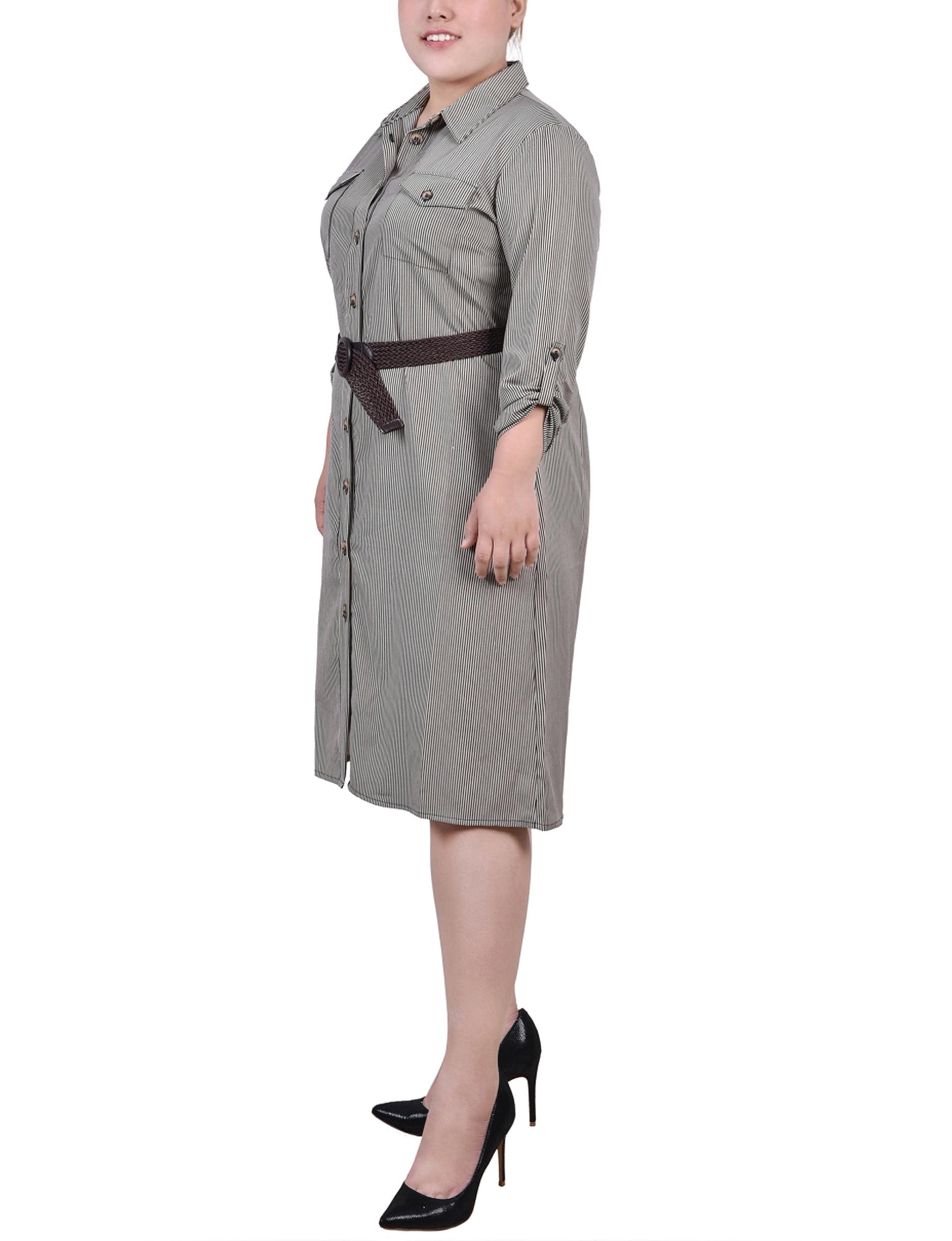Black 3/4 Roll Tab Sleeve Shirtdress - Plus Size Product Image