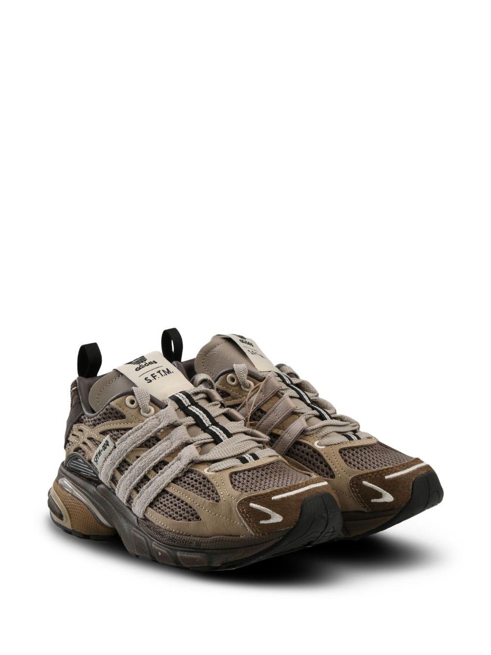 Adistar trainers  Product Image
