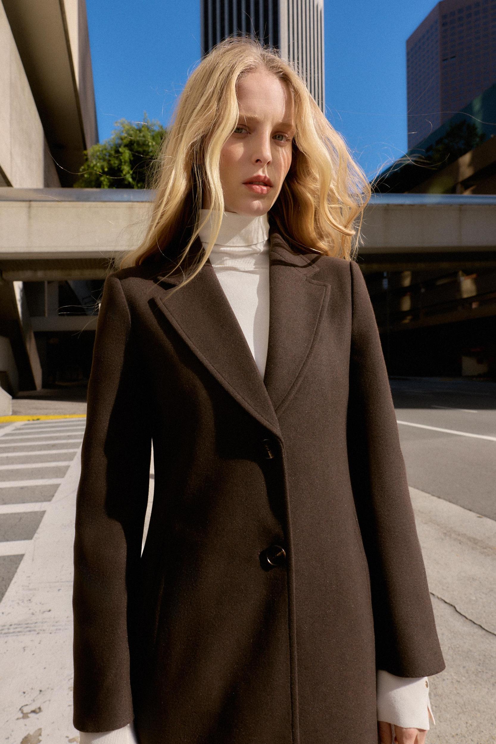 SOFT SHOULDER PAD COAT Product Image