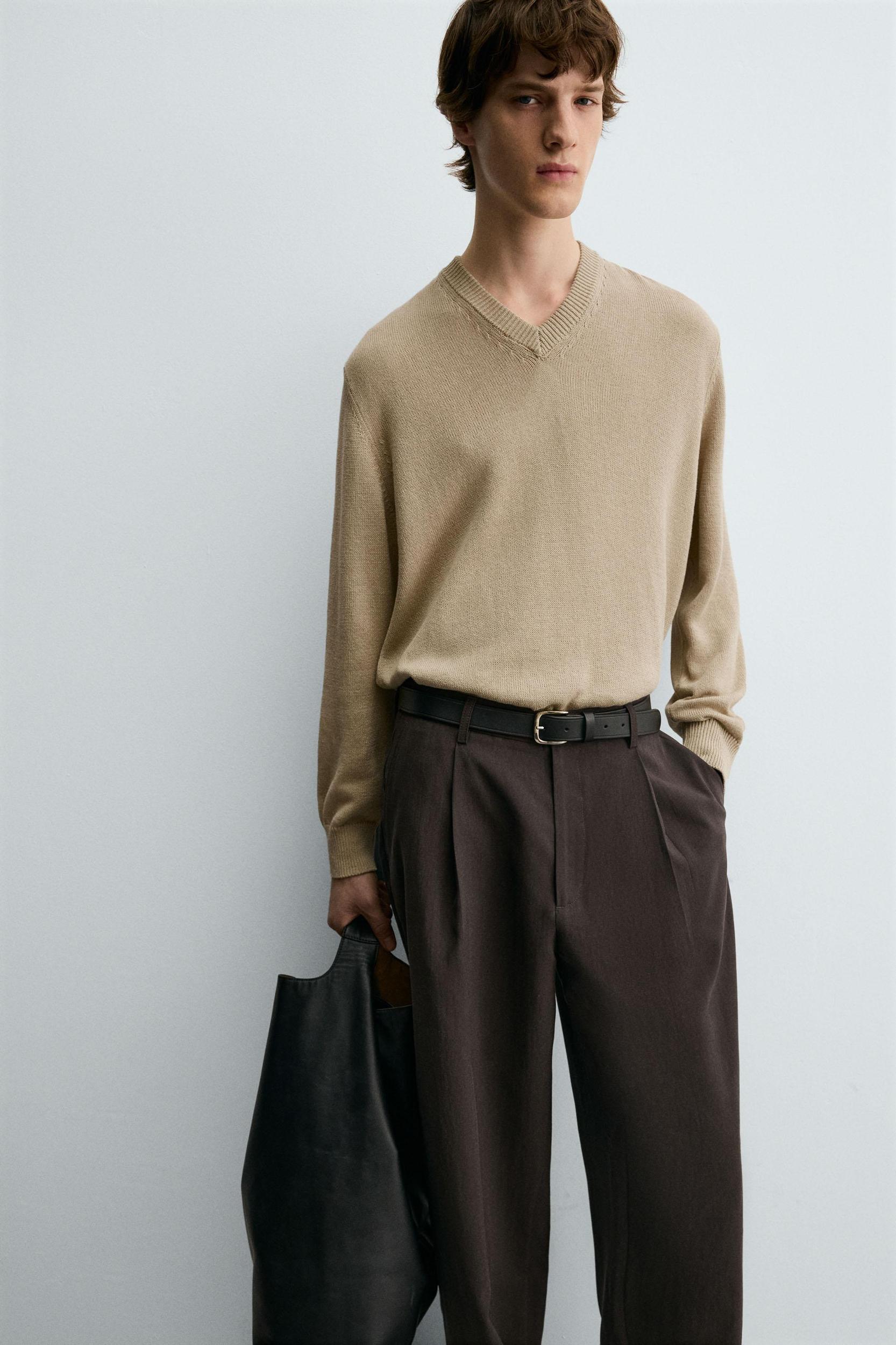 PLEATED FLOWY PANTS Product Image