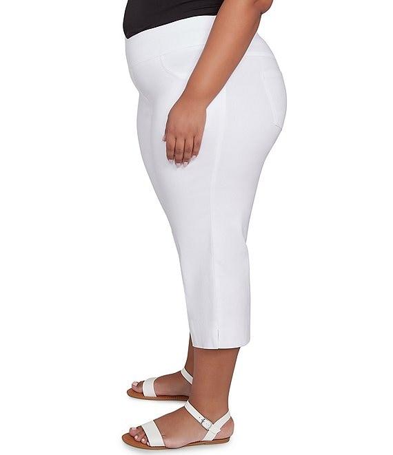 Ruby Rd. Plus Size Stretch Straight Leg Pull-On Capri Pants Product Image