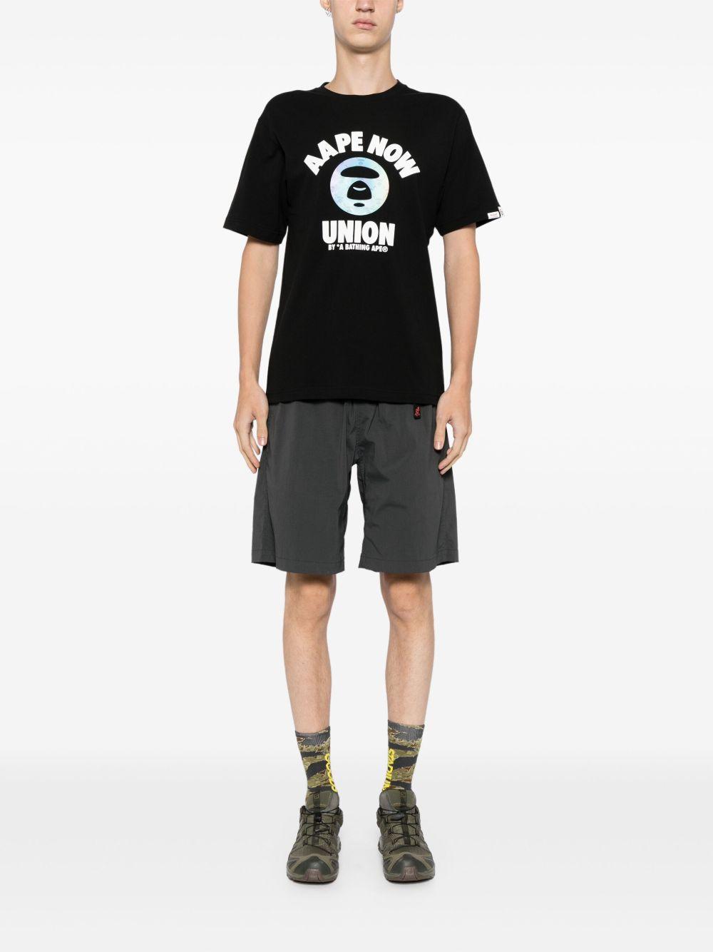 graphic-print cotton T-shirt Product Image