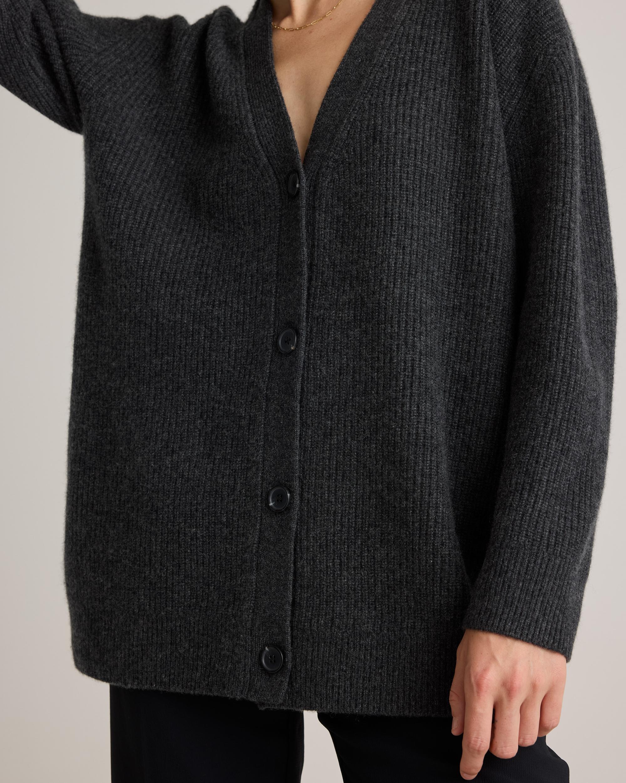 Quince | Women's Mongolian Spring Cashmere OverSized Boyfriend Cardigan Sweater Size XL Product Image