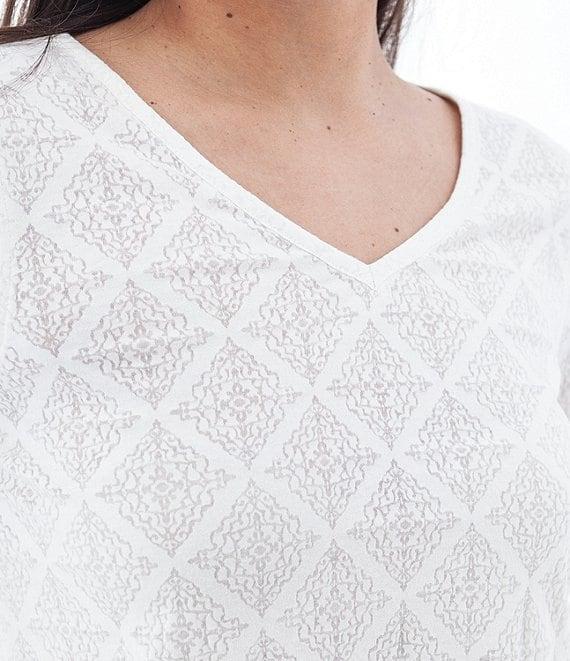 Aventura Maitland Organic Cotton Blend Burnout Single Knit Jersey V-Neck 3/4 Sleeve Top Product Image