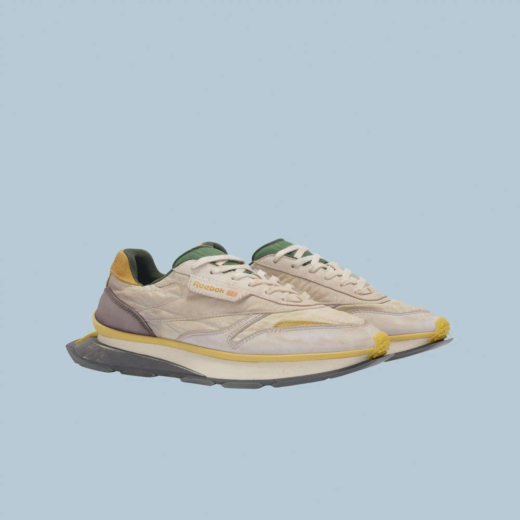 Classic Leather LTD Shoes Unisex Product Image