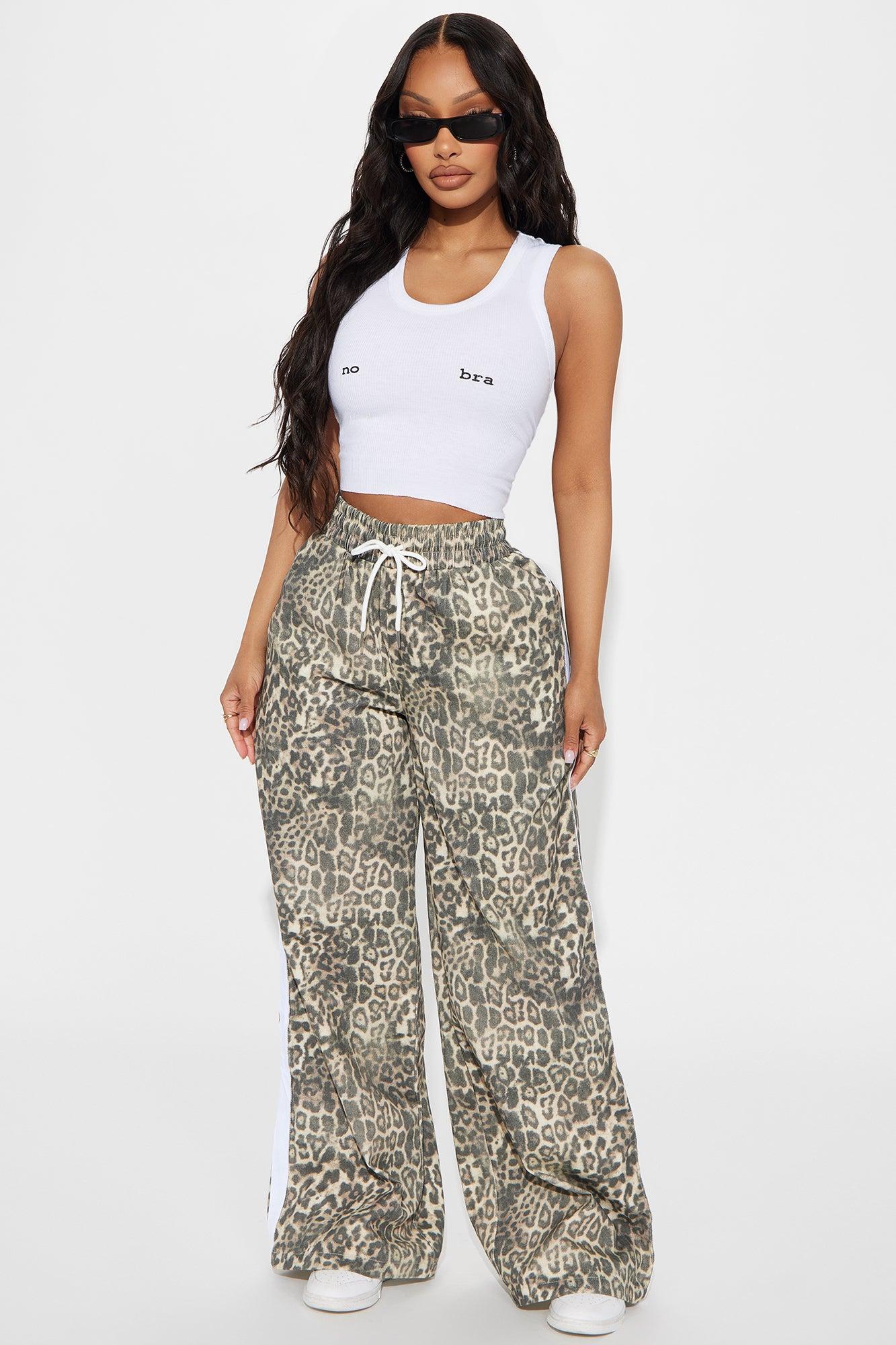 No Bra Ribbed Tank Top - White Product Image