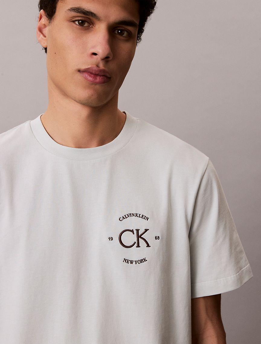 Logo Circle Graphic Classic T-Shirt Product Image