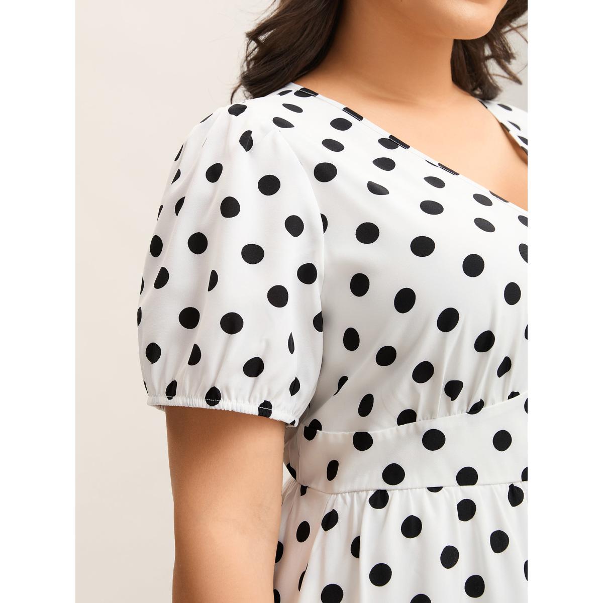 Plus Size Polka Dot Print Pockets Midi Dress Originalwhite Women V-neck Short sleeve Curvy BloomChic 14-16/1X Product Image