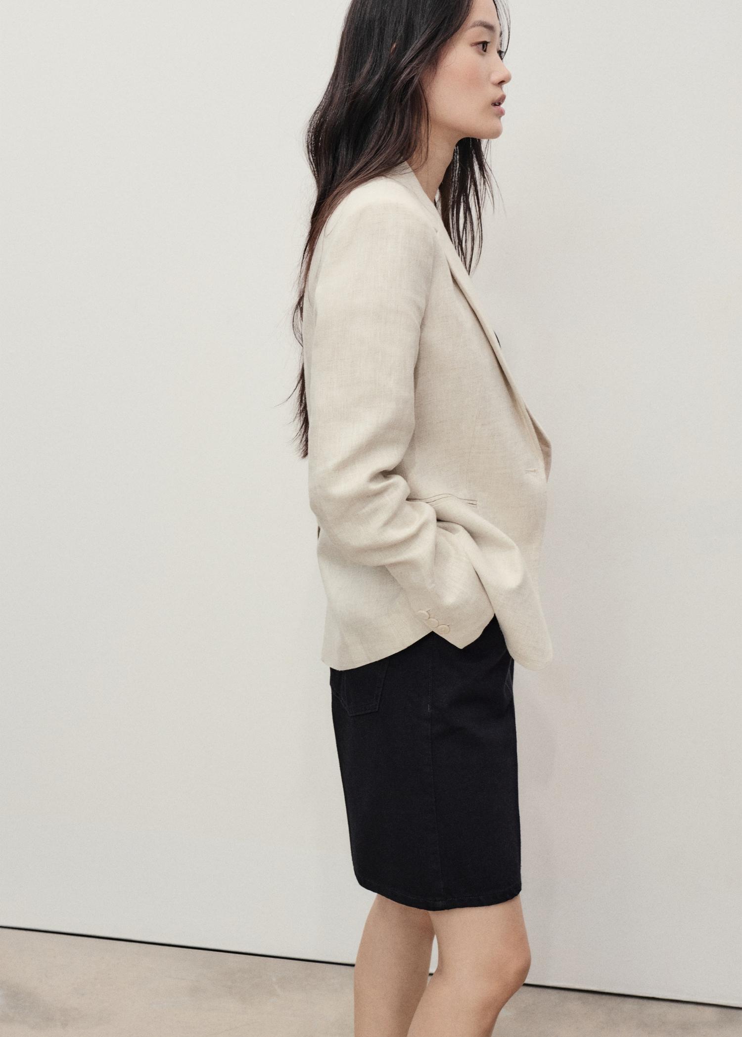 High-waist straight-fit denim shorts - Women | MANGO USA Product Image