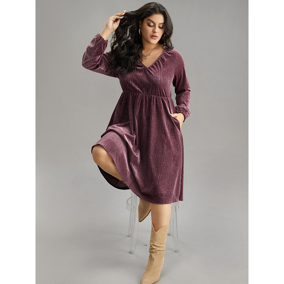 Plus Size Plain Velvet Gathered Elastic Waist Dress DustyPink Women Vacation Elastic cuffs V-neck Long Sleeve Curvy Midi Dress BloomChic 12/L Product Image