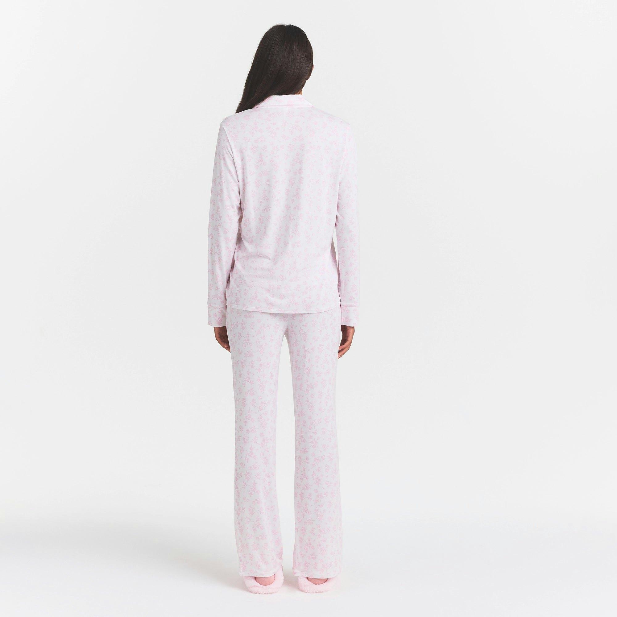 SKIMS SLEEP LONG SLEEVE BUTTON UP SET | SNOW DELICATE FLORAL PRINT Product Image