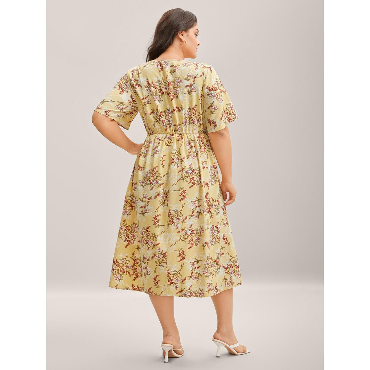 Plus Size Large Flower Print Pockets Surplice Midi Dress Lightyellow Women Overlap Collar Half Sleeve Curvy BloomChic 22-24/3X Product Image