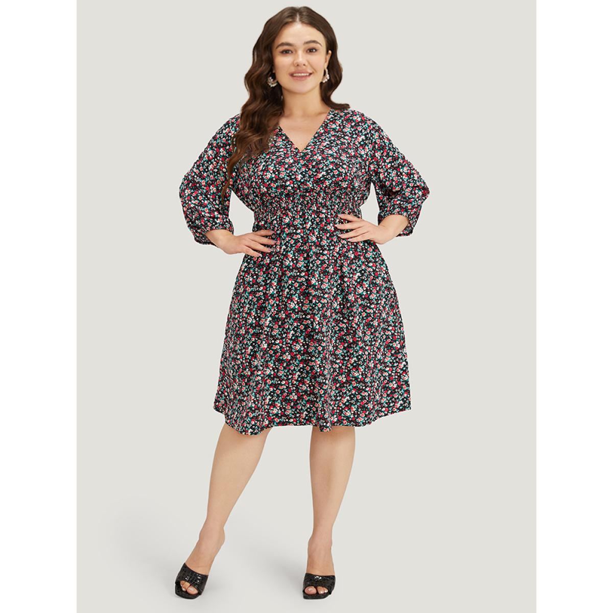 Plus Size Ditsy Floral Shirred Pocket Lantern Sleeve Dress Black Women Elegant Elastic cuffs V-neck Elbow-length sleeve Curvy Midi Dress BloomChic 12/L Product Image