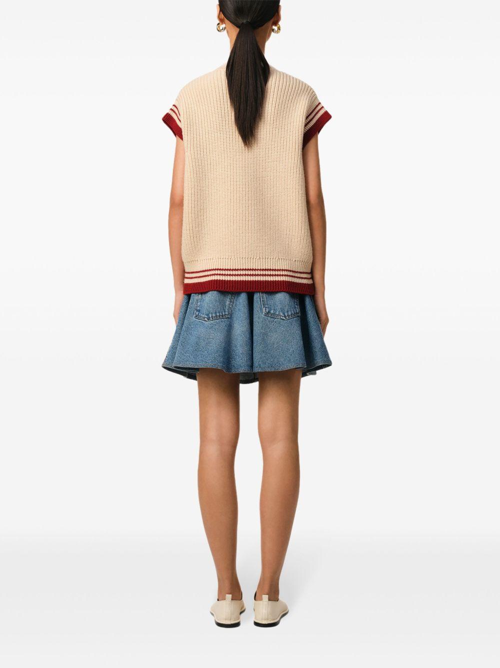 Ami de Coeur knitted vest Product Image