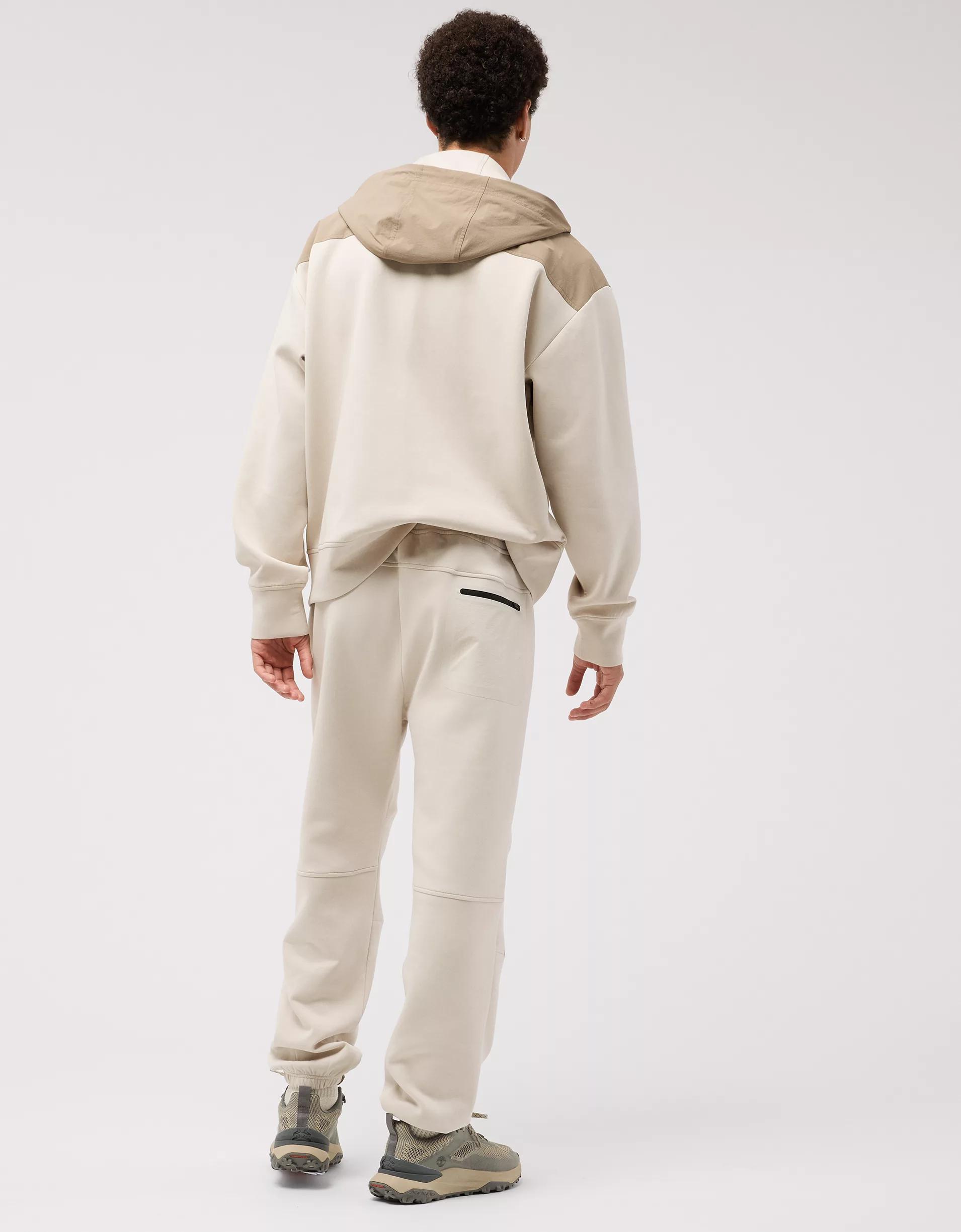 AE 24/7 Tech Fleece Jogger Product Image