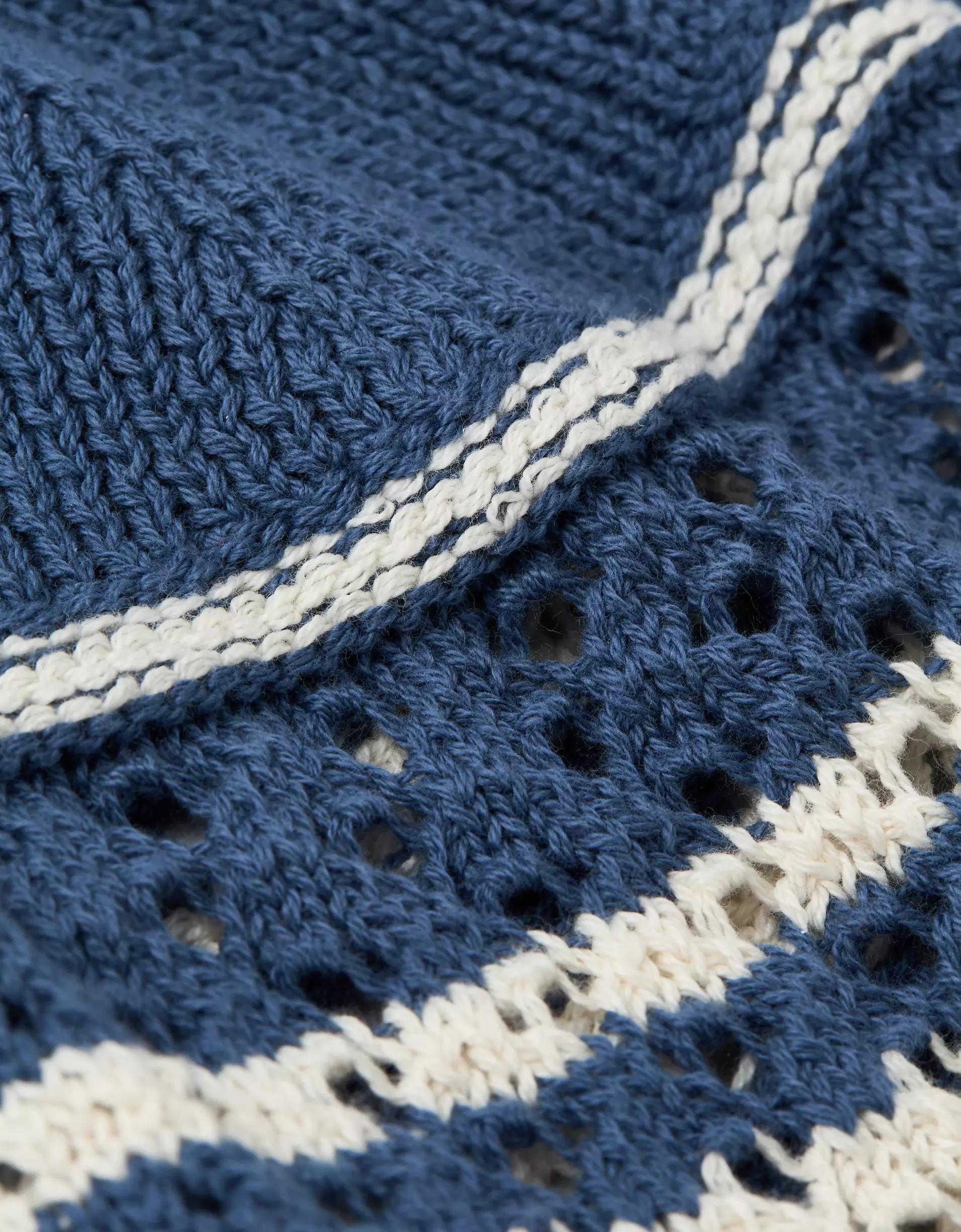 AE V-Neck Pointelle Scalloped Crochet Tank Top Product Image