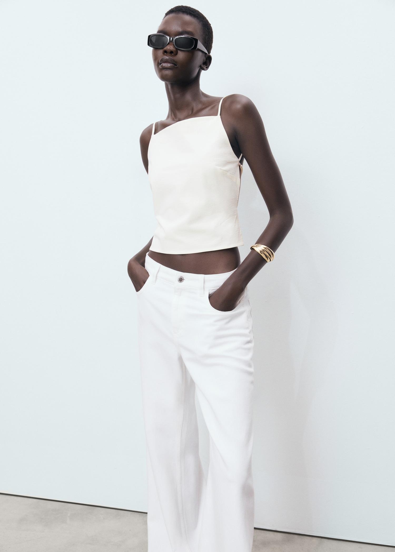 Low waist wide-leg jeans - Women | MANGO USA Product Image