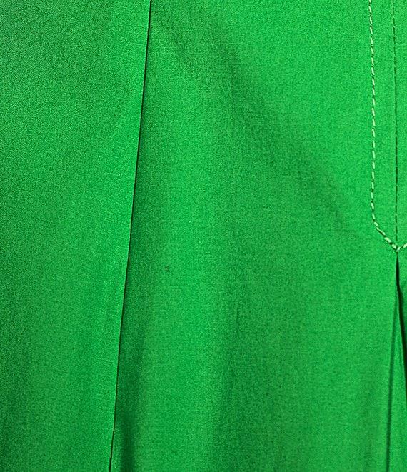 Trina Turk Ashe Poplin V-Neck Short Sleeve Fit-And-Flare Midi Dress Product Image