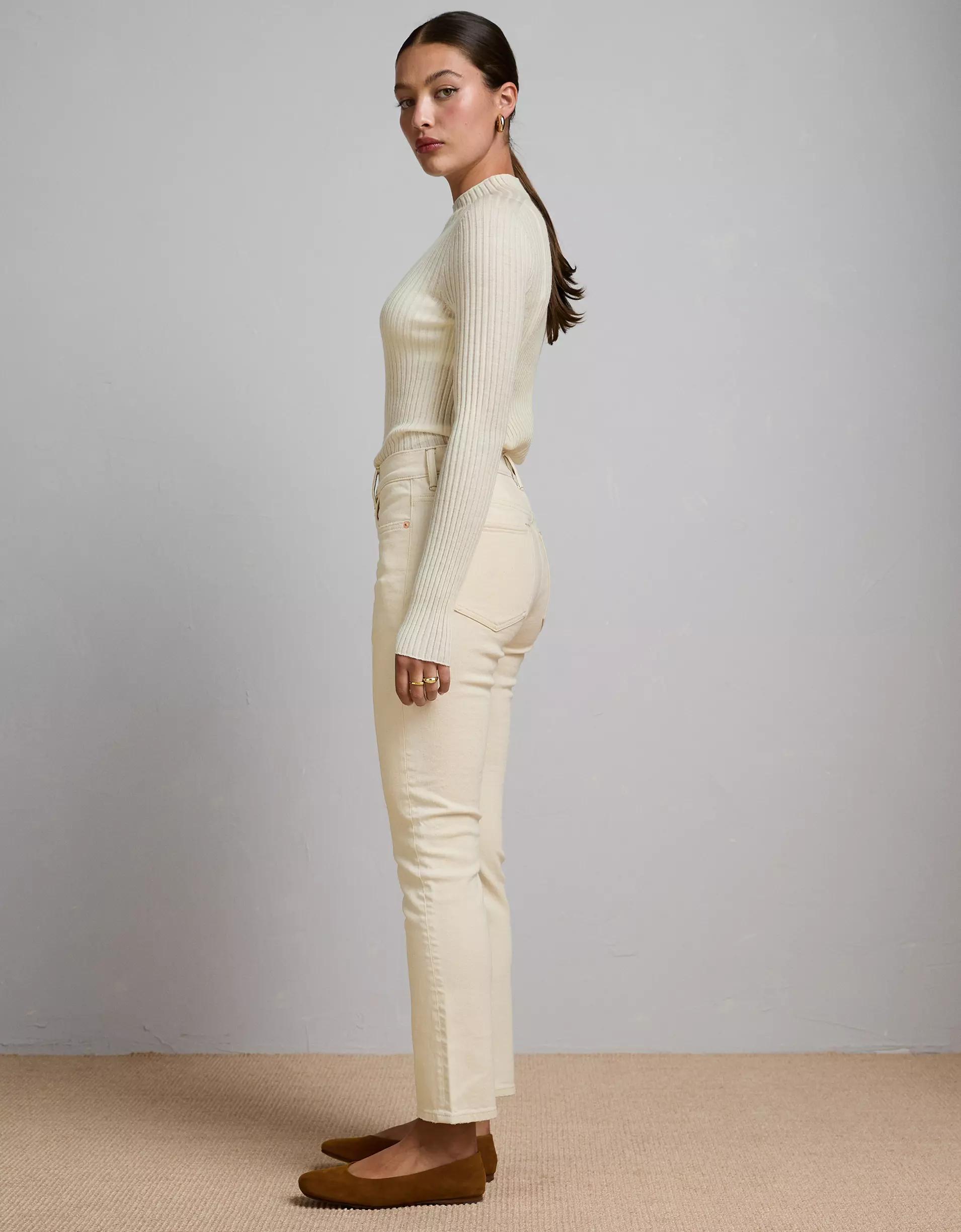 AE77 Premium Straight Crop Jean Product Image