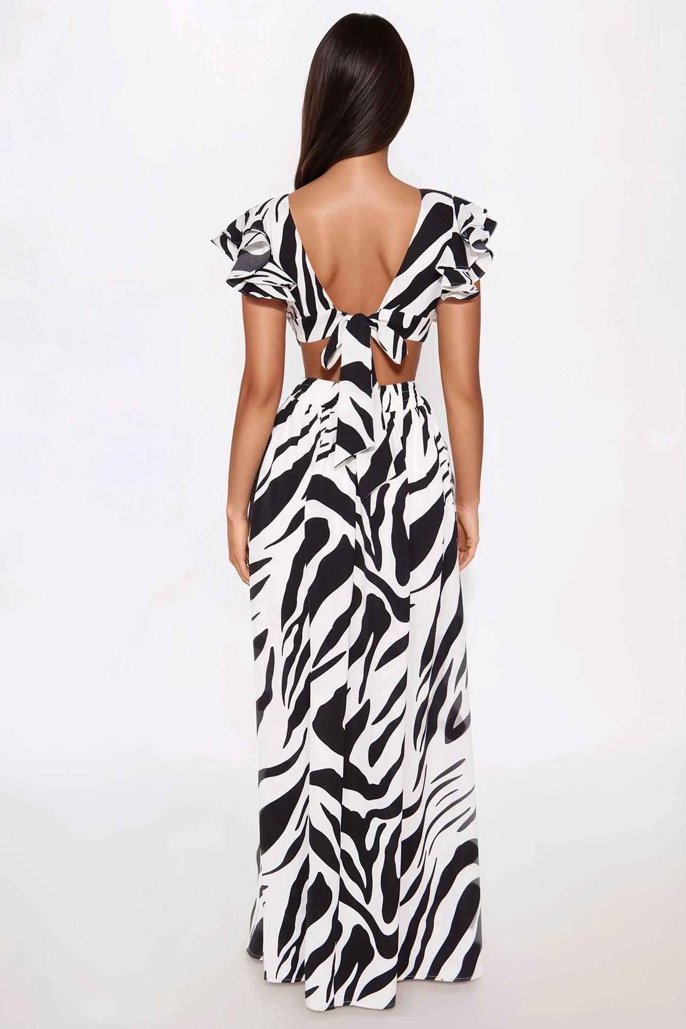 Island Cruise Printed Maxi Dress - Black/White Product Image