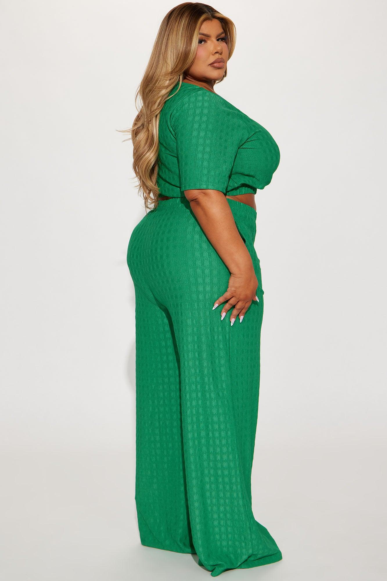 Day Plans Textured Pant Set - Kelly Green Product Image