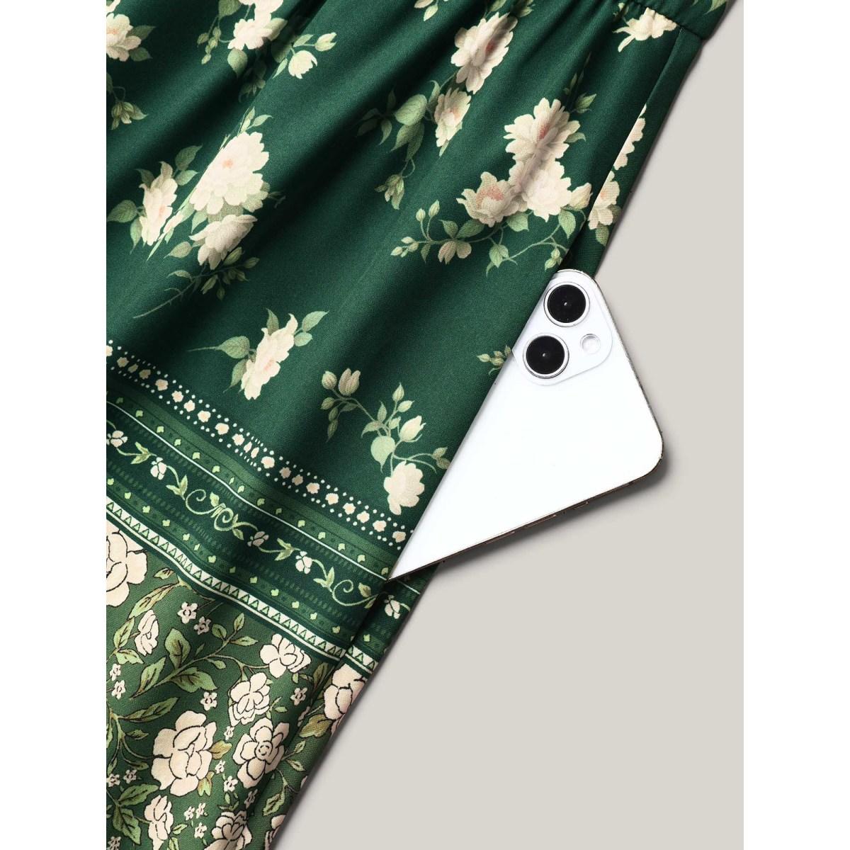 Plus Size Floral Print Off Sleeve Pockets Midi Dress DarkGreen Women Resort Non V-neck Sleeveless Curvy BloomChic 26/4X Product Image