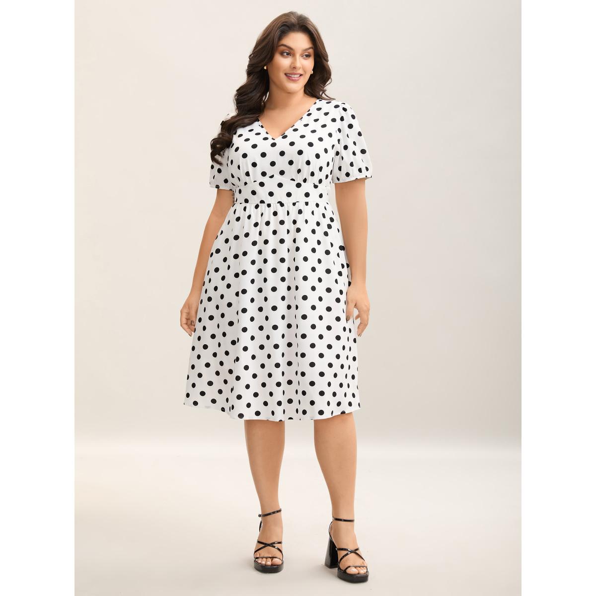 Plus Size Polka Dot Print Pockets Midi Dress Originalwhite Women V-neck Short sleeve Curvy BloomChic 14-16/1X Product Image
