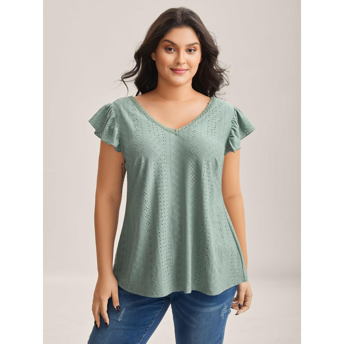 Plus Size Eyelet Trim Flutter Sleeve Backless T-Shirt Greenbean Women Leisure Woven ribbon&lace trim V-neck Casual T-shirts BloomChic 28/5X Product Image