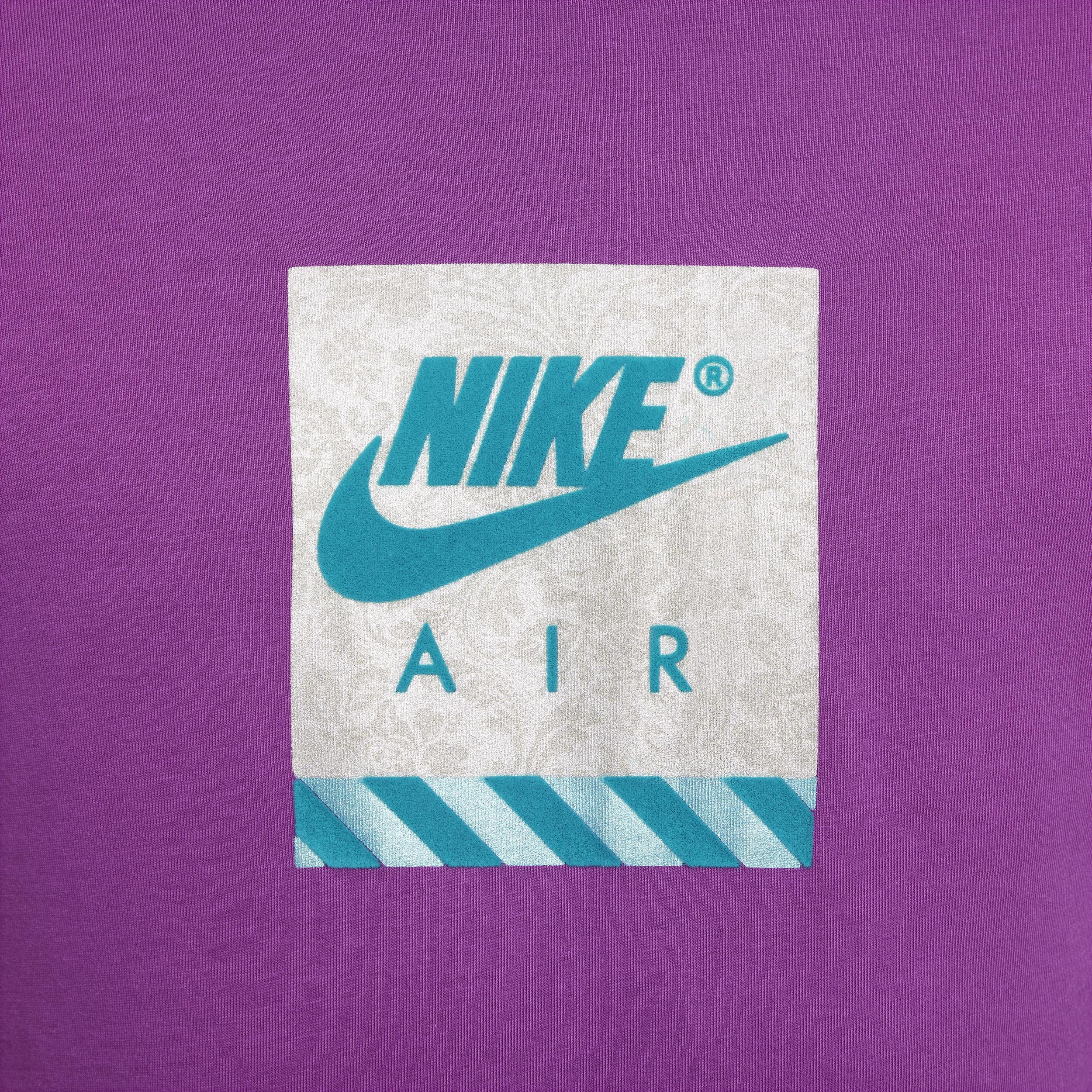 Nike Sportswear T-Shirt Product Image