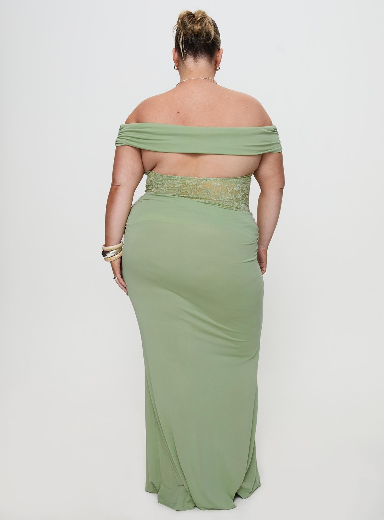 Gwendolen Off The Shoulder Maxi Dress Green Curve Product Image
