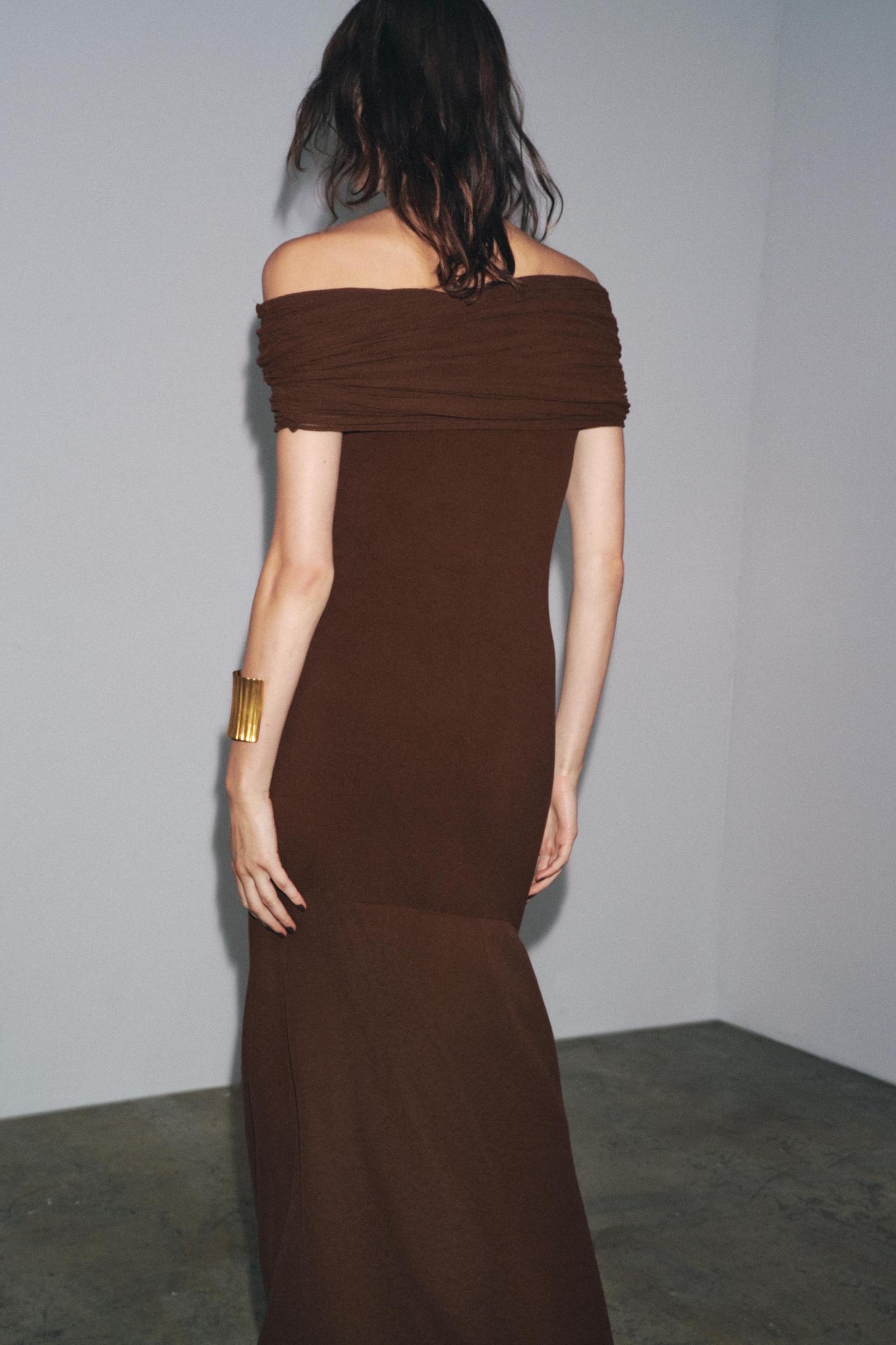 OFF-THE-SHOULDER KNIT DRESS Product Image