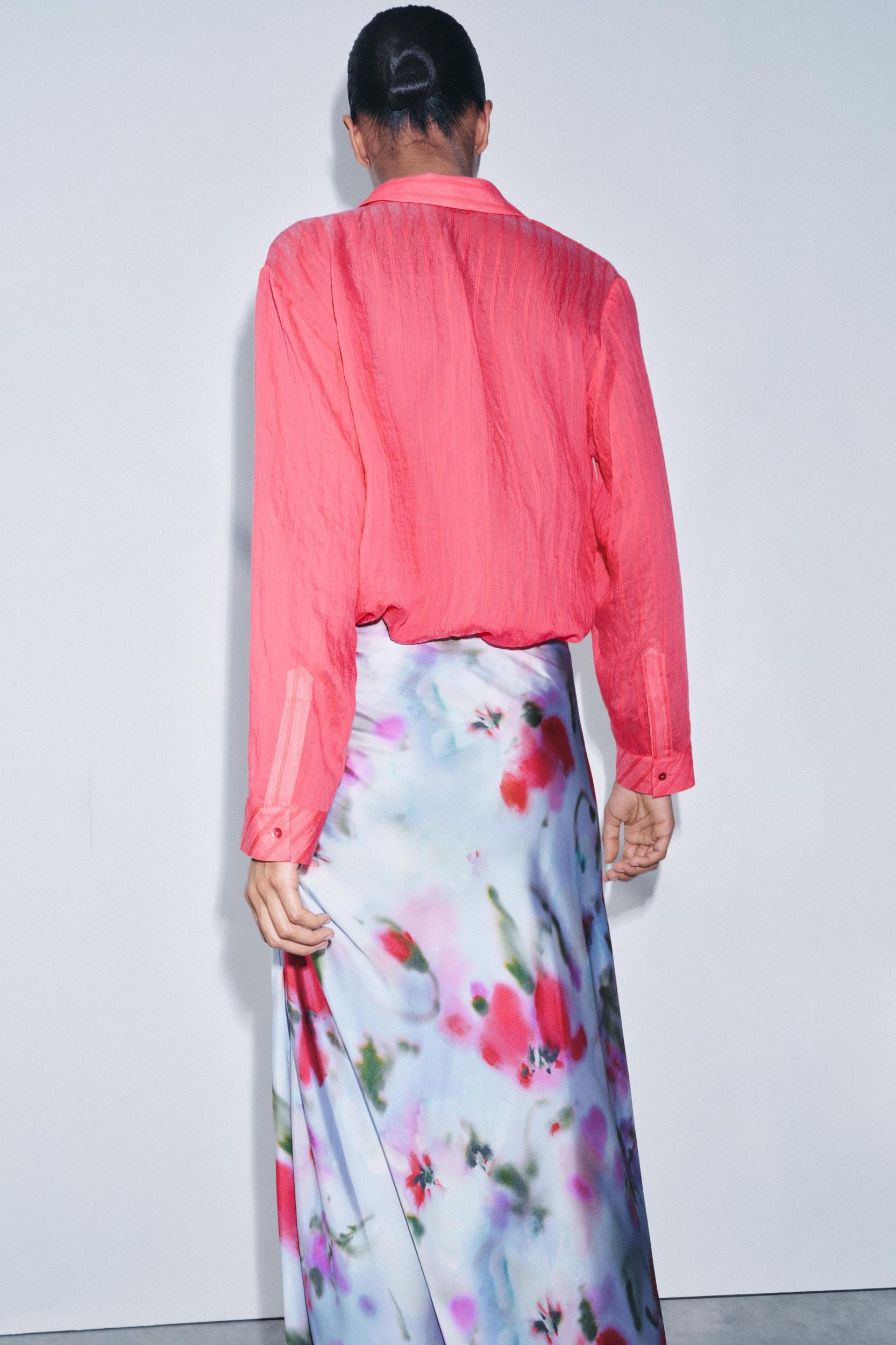 WOVEN STRIPE SHIRT Product Image