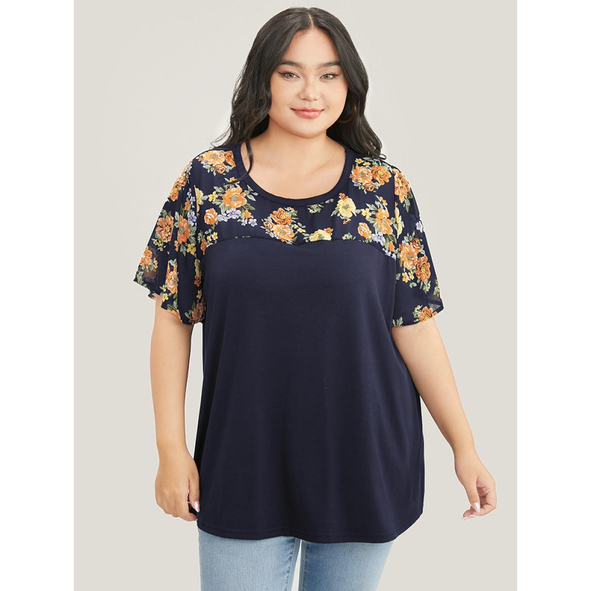 Plus Size Floral Mesh Patchwork Ruffle Sleeve T-shirt Midnight Women Elegant Patchwork Floral Round Neck Dailywear T-shirts BloomChic 26/4X Product Image