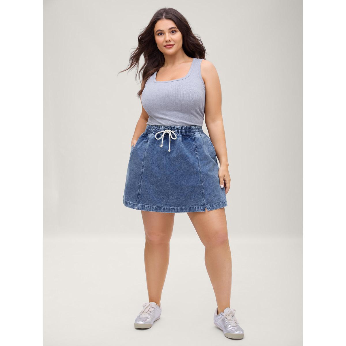 Plus Size Pull-On Drawstring Denim Skort Women Midblue No stretch Casual Slanted pocket Leisure Denim Shorts BloomChic 12/L Product Image