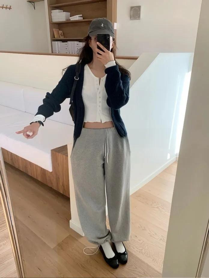 Drawstring Plain Wide Leg Sweatpants Product Image