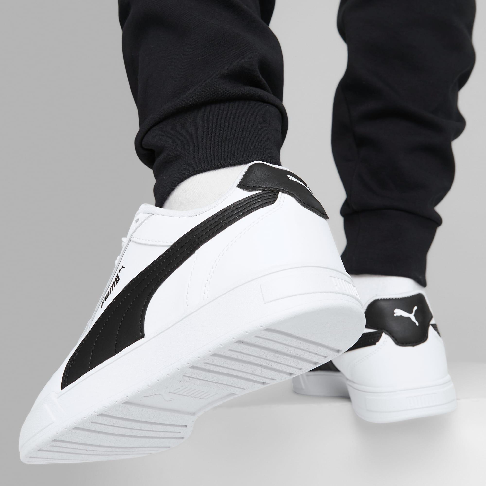 Caven Sneakers Product Image