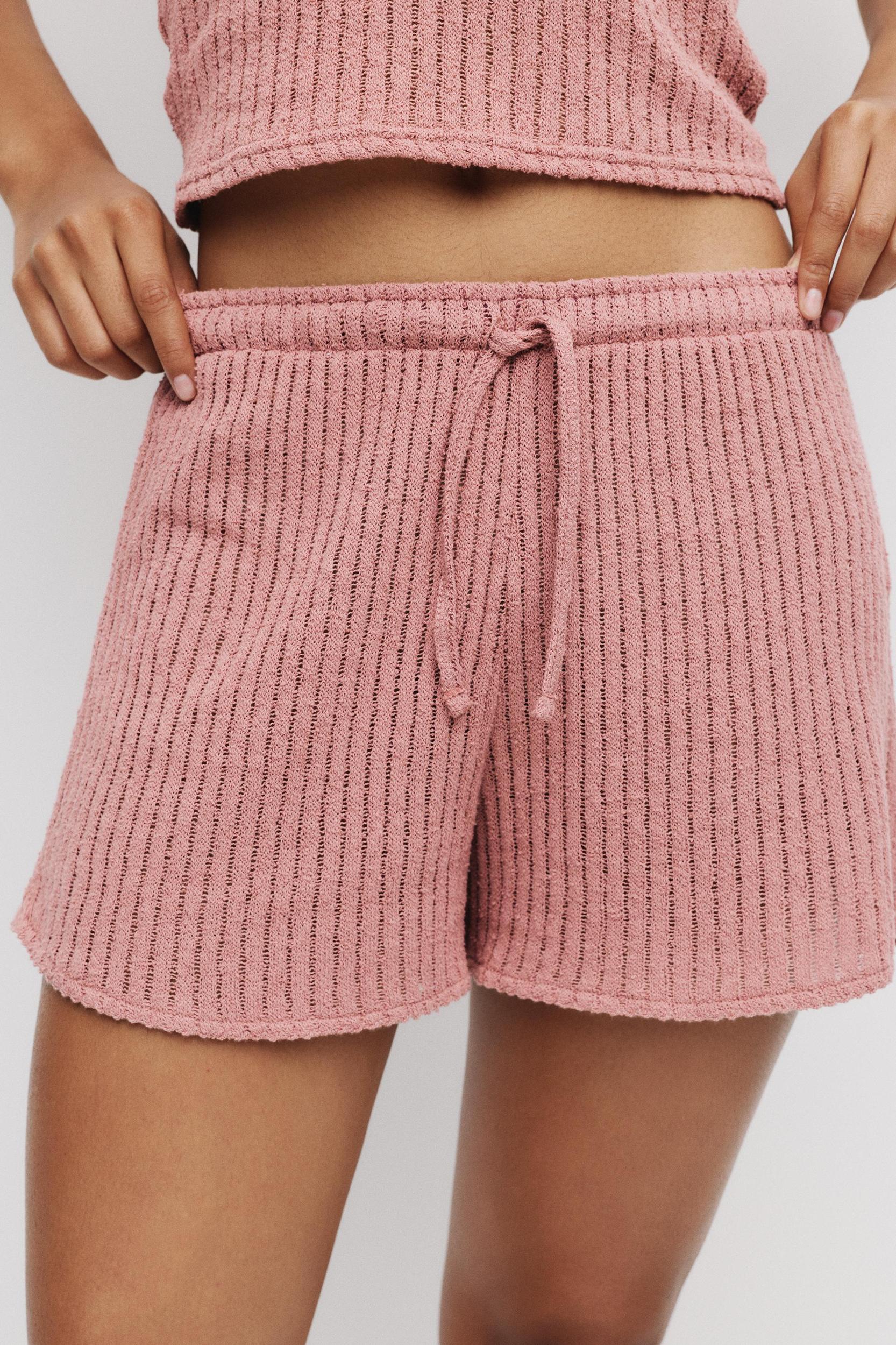 Open-knit shorts Product Image