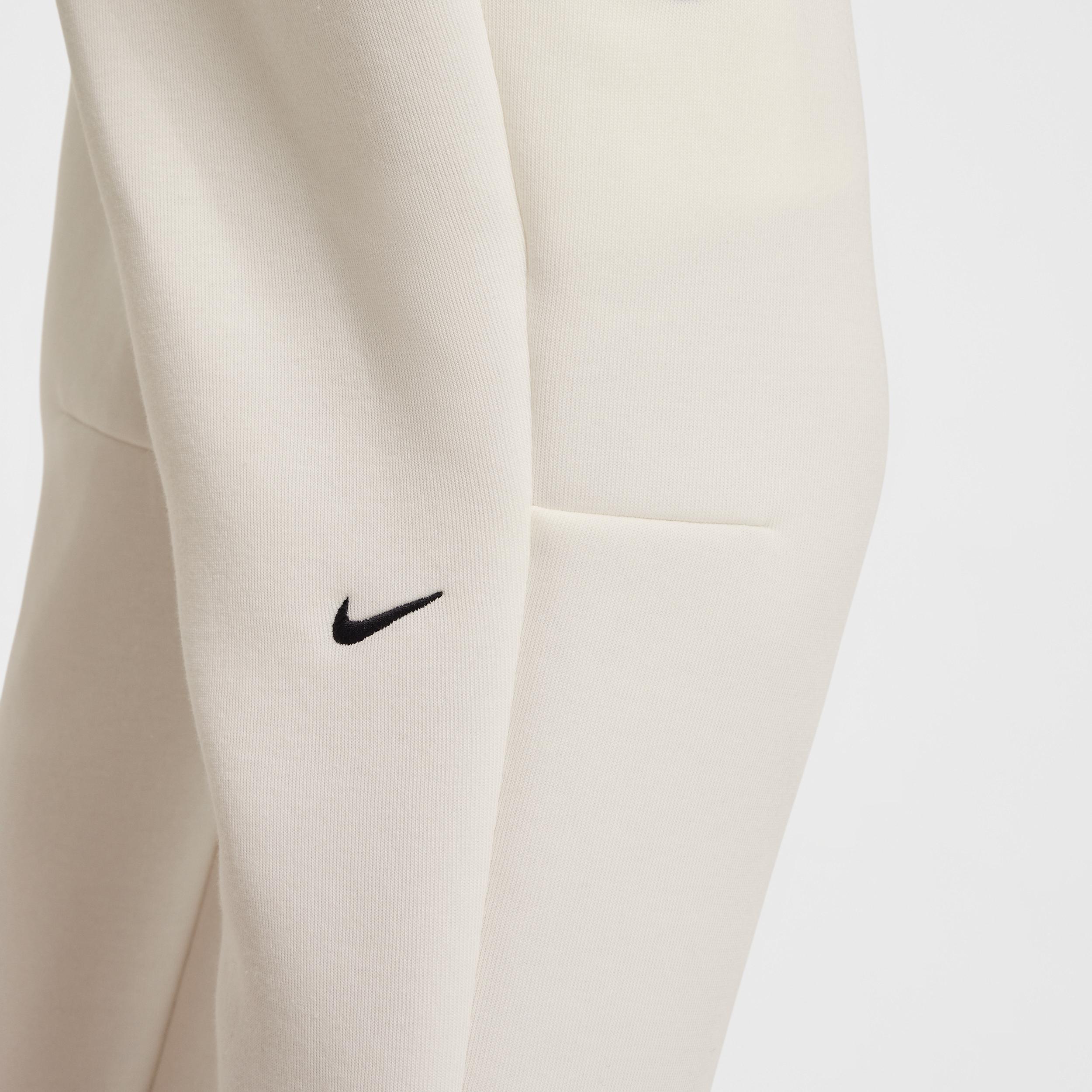 Unisex Nike Sportswear Tech Fleece Girls Jogger Pants | HV8698-133 Product Image