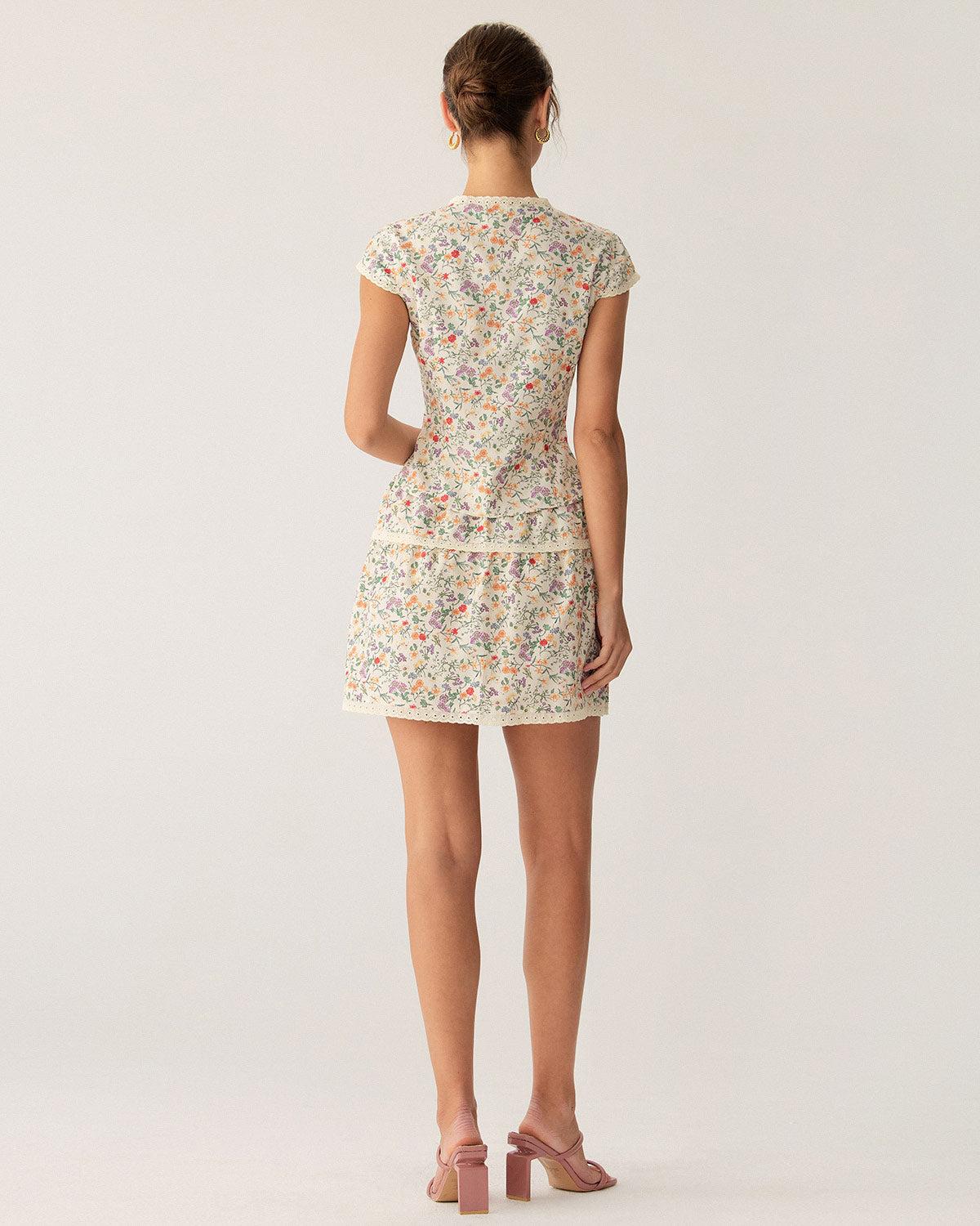 Round Neck Floral Button Blouse Product Image