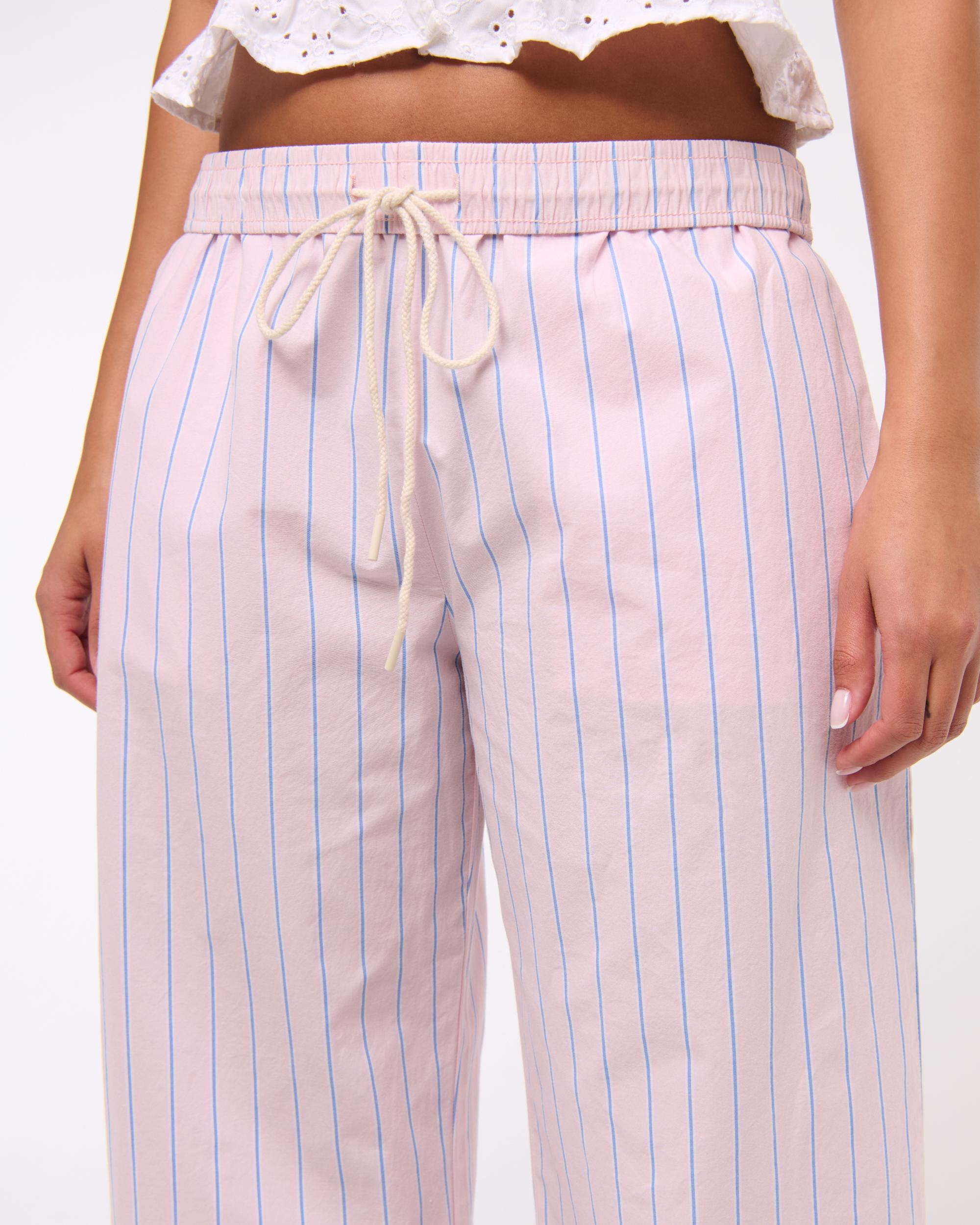 Poplin Wide Leg Pull-On Pant Product Image