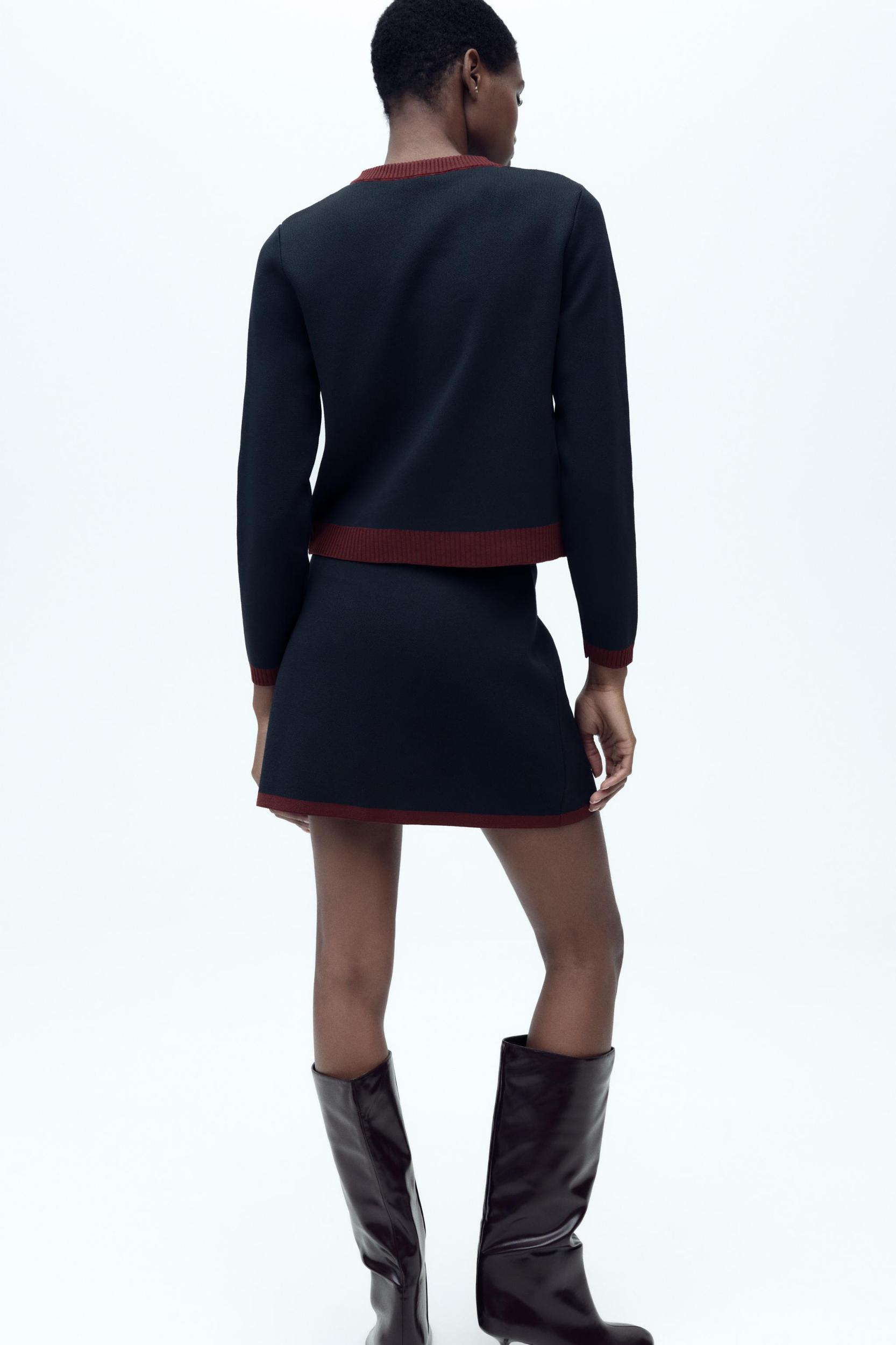 KNIT MINI SKIRT Product Image