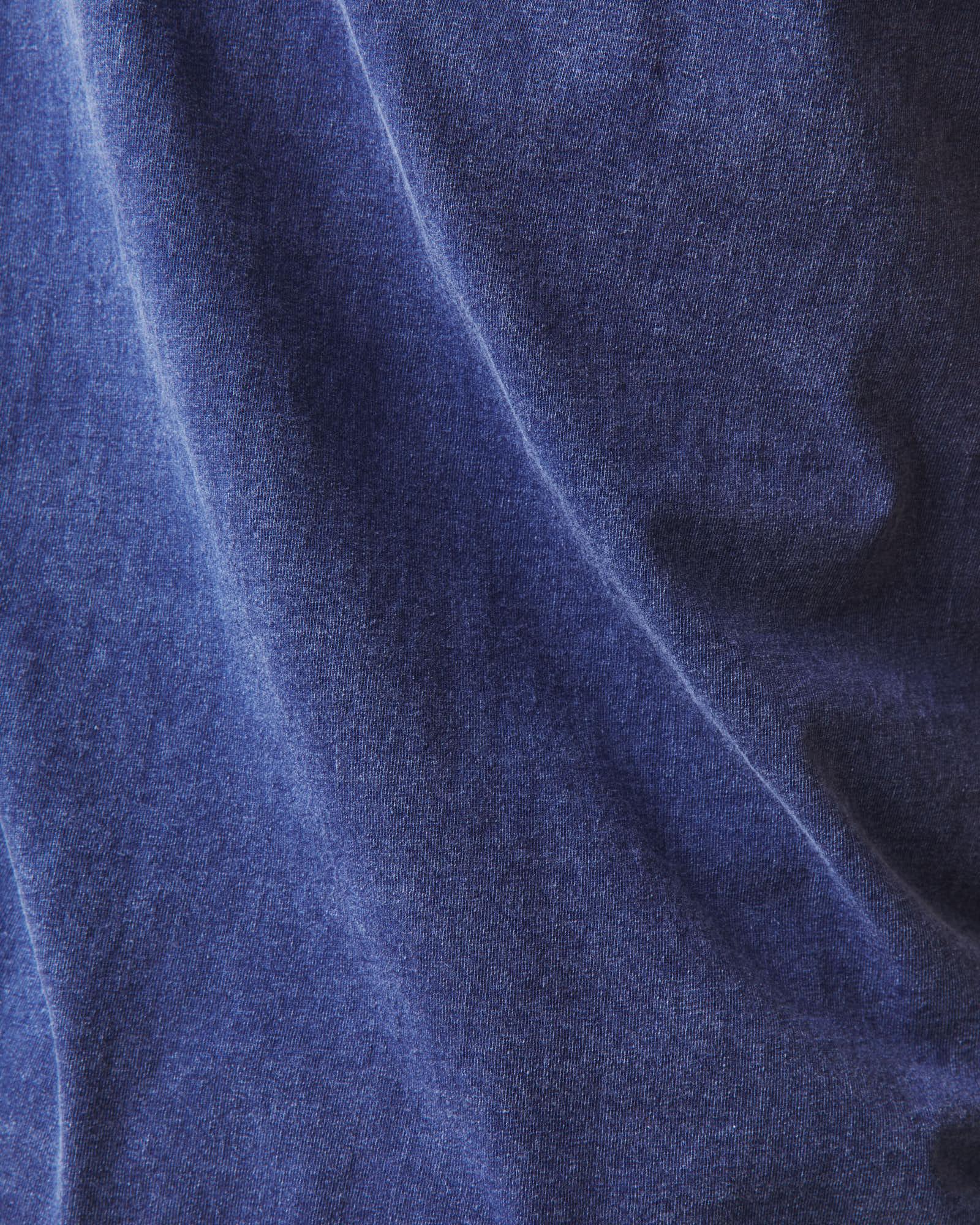 Men's Vintage Crew Tee - Mineral Wash Ocean Cavern Product Image