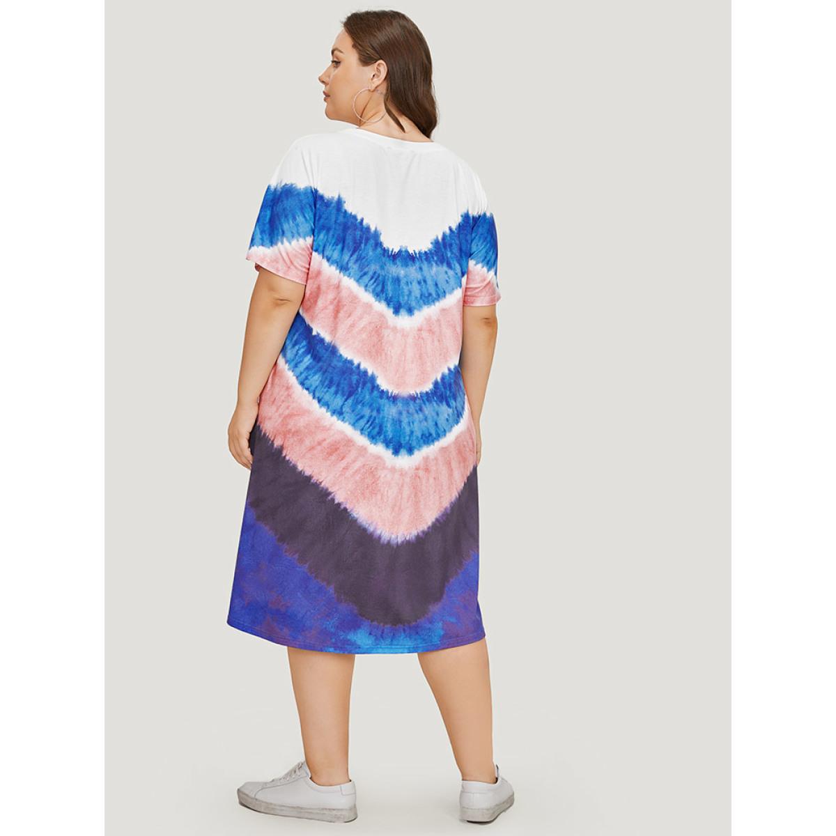 Plus Size Geometric Contrast Pocket Tie Dye Midi Dress Multicolor Women Casual Printed Round Neck Short sleeve Curvy Midi Dress BloomChic 14-16/1X Product Image