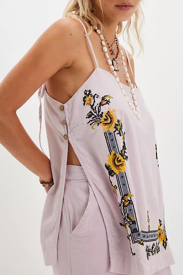 Sightseer Embroidered Linen Set Product Image