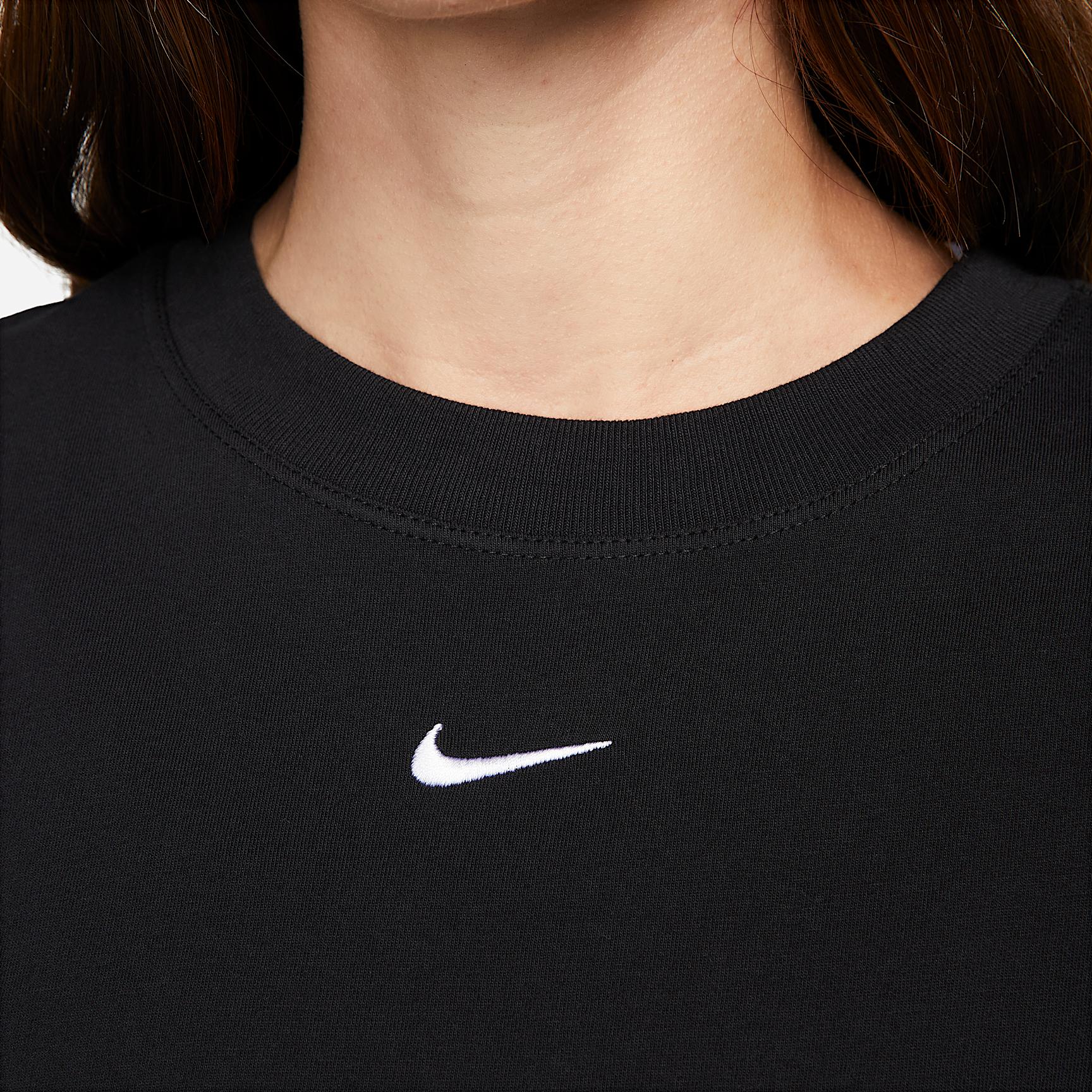 Nike Sportswear Essentials Women's T-Shirt Product Image