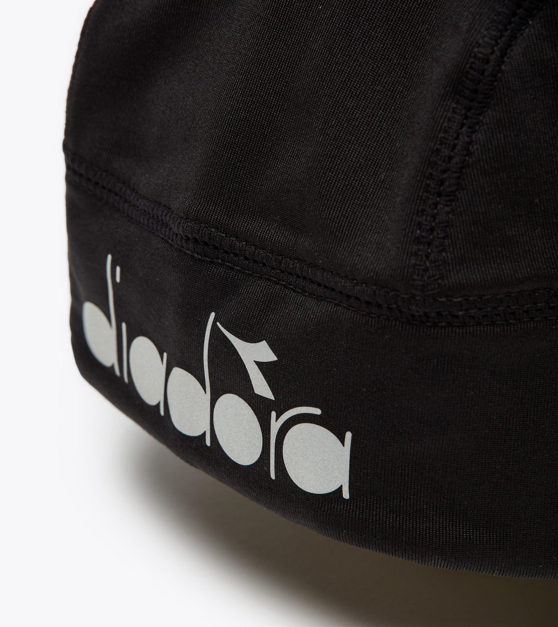 WINTER CAP LOGO REFLECTIVE Product Image